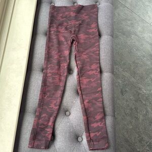 Spanx Camo legging, size small